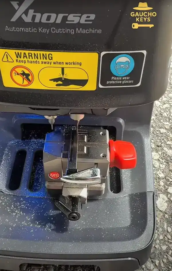 Professional key-cutting gear, brought to you