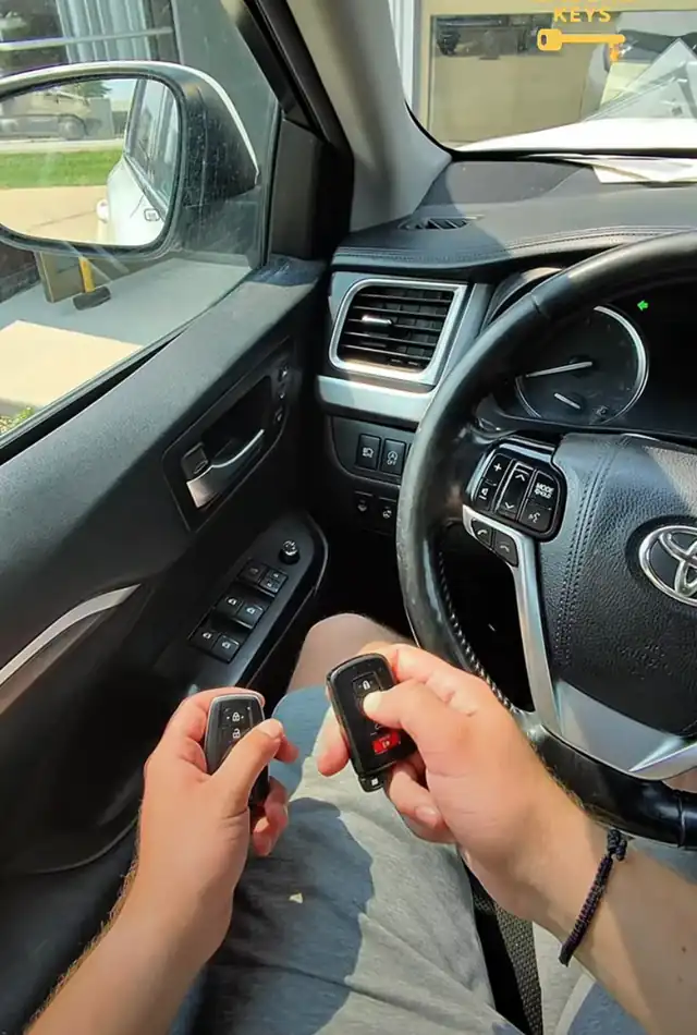 A spare Toyota smart key, cut and programmed